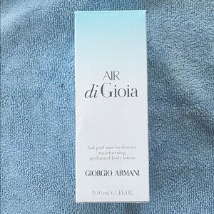 Giorgio Armani Air di Gioia Body Lotion - White and Blue